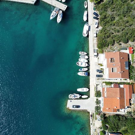Apartments And Rooms By The Sea Zaglav, Dugi Otok - 8144 Сали Экстерьер фото